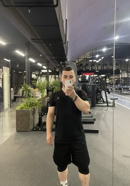 Саид из Москвы, ищу на сайте знакомства на одну ночь