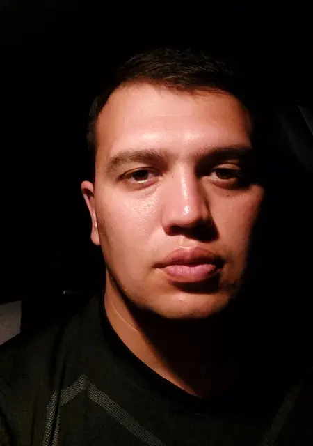 Я Артем, 29, из Казани, ищу знакомства без обязательств