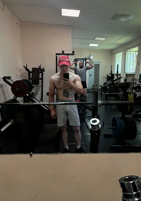 Я Егор, 29, из Новокузнецка, ищу знакомство для дружбы