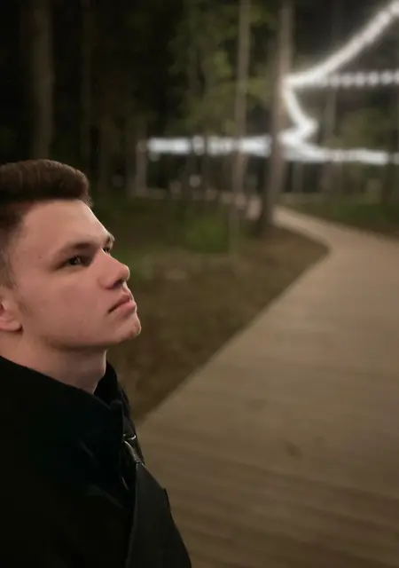 Я Давид, 20, знакомлюсь для совместных путешествий в Чебоксарах