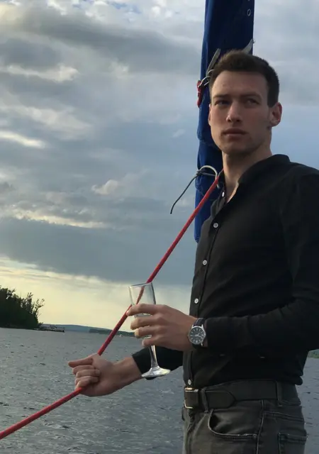 Александр из Самары, мне 28, познакомлюсь без обязательств