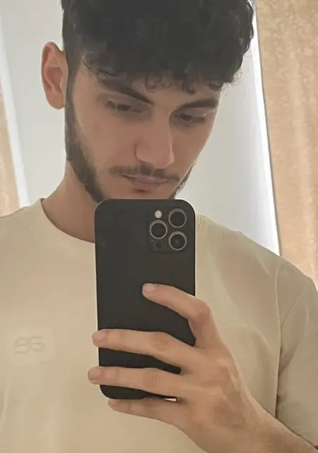 Сархан из Беслана, ищу на сайте знакомства на одну ночь