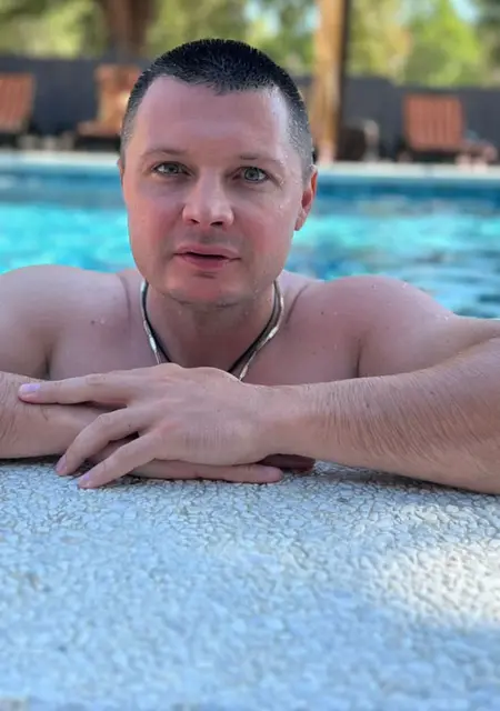 Я Саша, 39, из Геленджика, ищу знакомство для дружбы