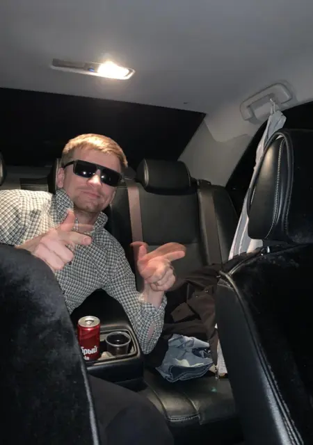 Я Djoni, 28, знакомлюсь для приятного времяпровождения в Махачкале