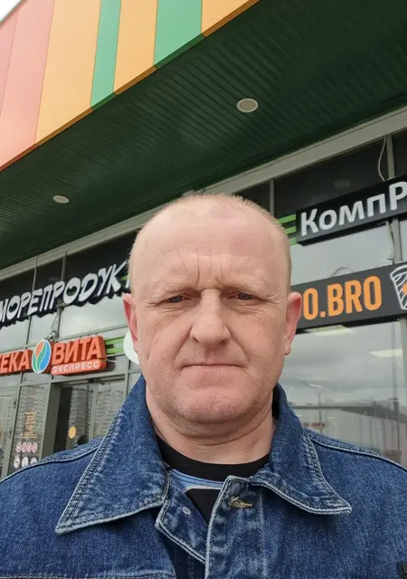 Дмитрий из Оренбурга, мне 48, познакомлюсь для постоянных отношений