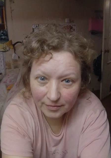 Я Ирина, 47, знакомлюсь для открытые отношения в Санкт-Петербурге