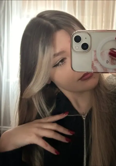 Я Алина, 20, из Воронежа, ищу знакомства без обязательств