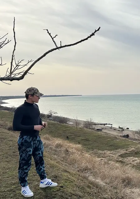 Александр из Мурманска, мне 29, познакомлюсь на одну ночь