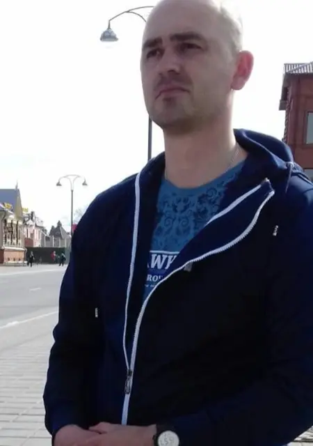 Дмитрий из Тобольска, ищу на сайте знакомства на одну ночь