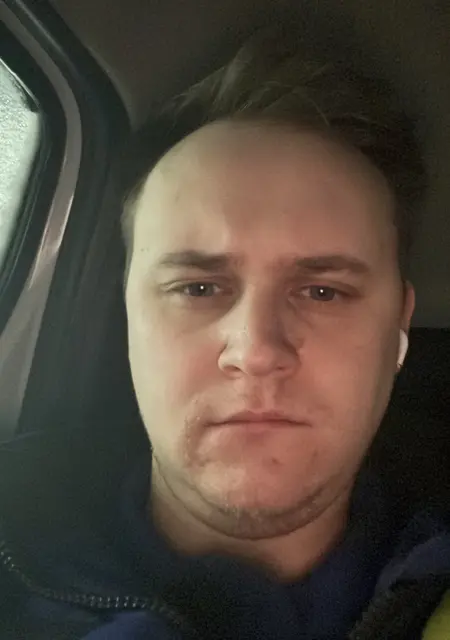 Я Вячеслав, 30, знакомлюсь для вирта в Сыктывкаре