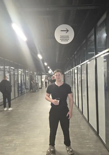 Я Руслан, 21, из Брянска, ищу знакомства без обязательств