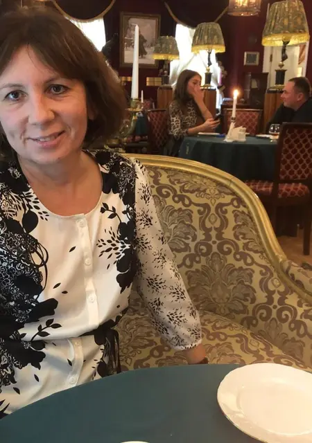 Я Валентина, 50, из Санкт-Петербурга, ищу знакомства без обязательств