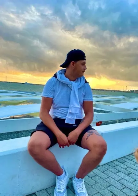 Я Сергей, 27, знакомлюсь без обязательств в Краснознаменске