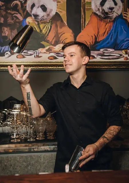 Аркадий из Петрозаводска, мне 29, познакомлюсь для приятного времяпровождения