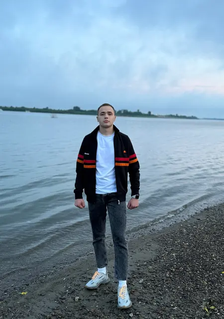 Alex из Новосибирска, ищу на сайте знакомства на одну ночь