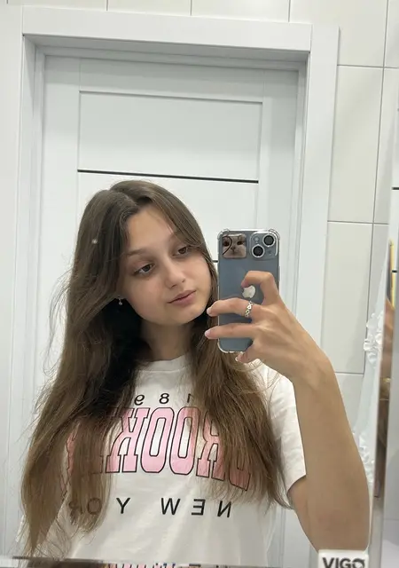 Дарья из Екатеринбурга, ищу на сайте вирта