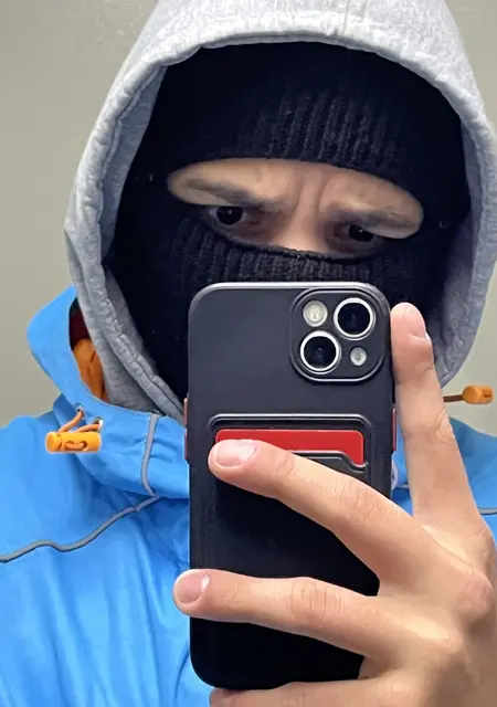 Данил из Новосибирска, мне 19, познакомлюсь на одну ночь