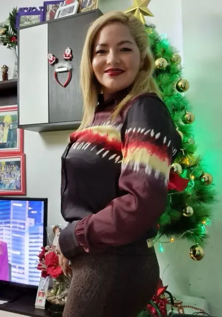 Jimena из Мадрида, мне 44, познакомлюсь