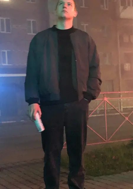 Илья из Краснодара, мне 21, познакомлюсь без обязательств