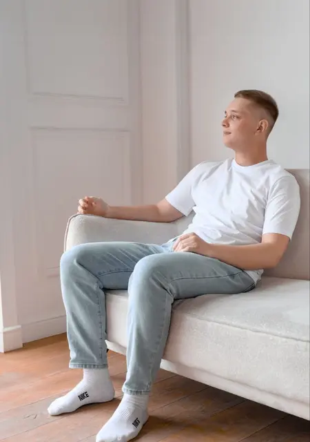 Я Сергей, 23, из Коврова, ищу знакомства без обязательств