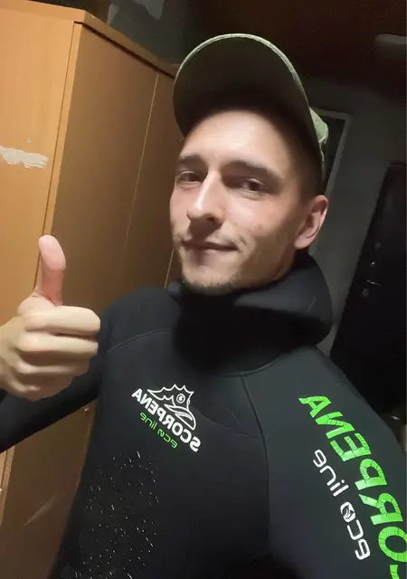 Я Дима, 30, знакомлюсь на одну ночь в Рязани