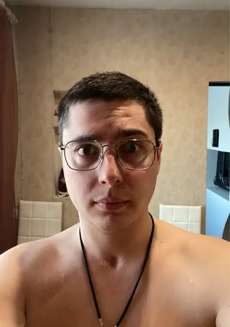 Я Artyom Kush, 33, знакомлюсь для приятного времяпровождения в Гукове