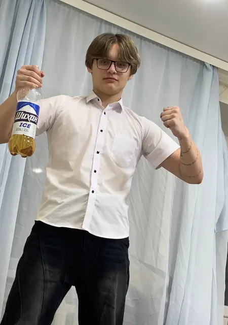 Никита из Туймаз, ищу на сайте открытые отношения