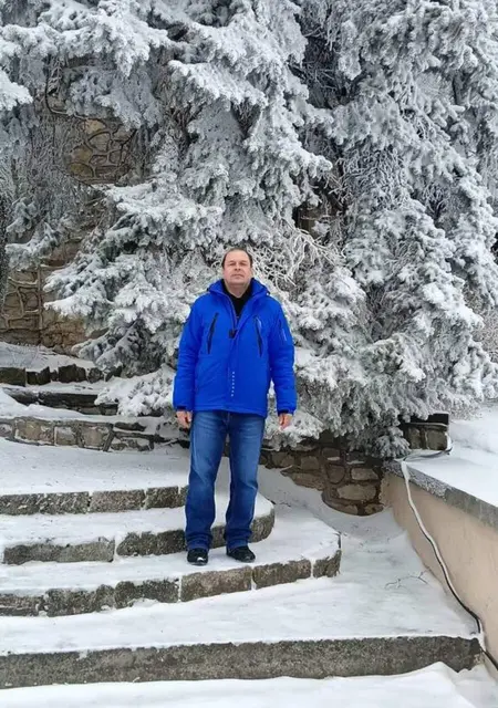 Юрий из Усть-Катава, мне 51, познакомлюсь для вирта