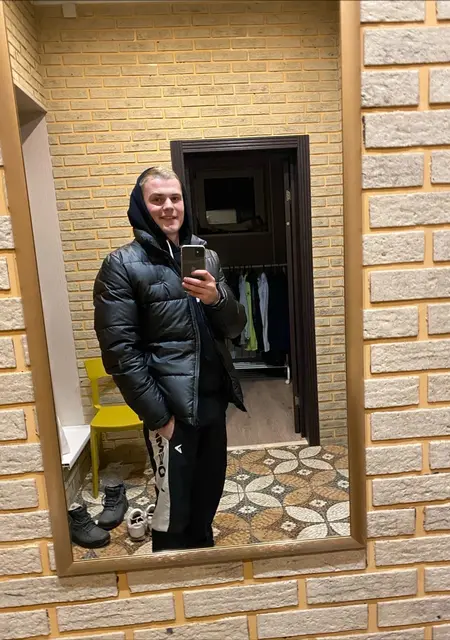 Я Дениска, 24, знакомлюсь на одну ночь в Воскресенске