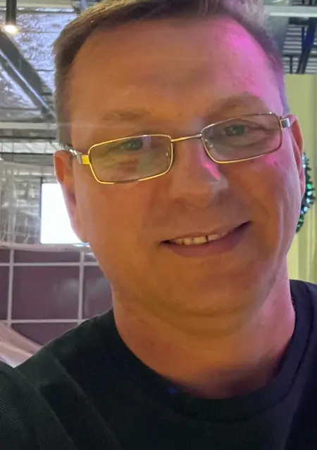 Дмитрий из Тольятти, мне 44, познакомлюсь для постоянных отношений