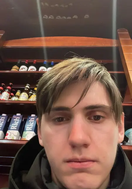 Теймур из Ижевска, мне 27, познакомлюсь без обязательств