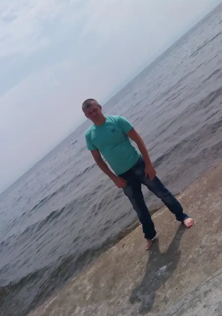 Я Денис, 40, знакомлюсь без обязательств в Ангарске