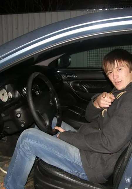 Я Kirill, 35, из Кимр, ищу знакомство для постоянных отношений