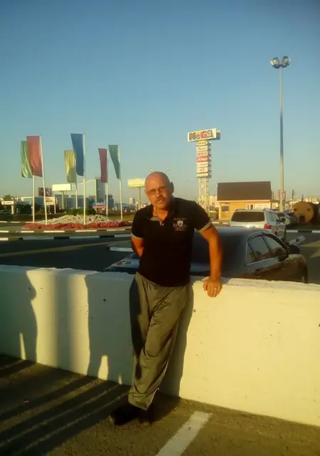 Михаил из Иванова, мне 58, познакомлюсь на одну ночь