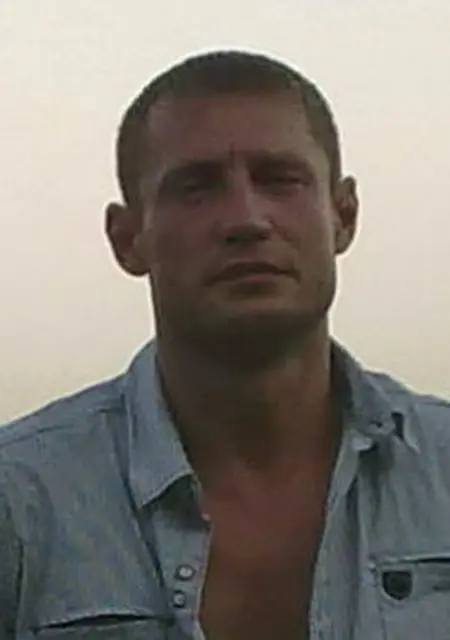 Я Александр, 46, из Россоши, ищу знакомства на одну ночь