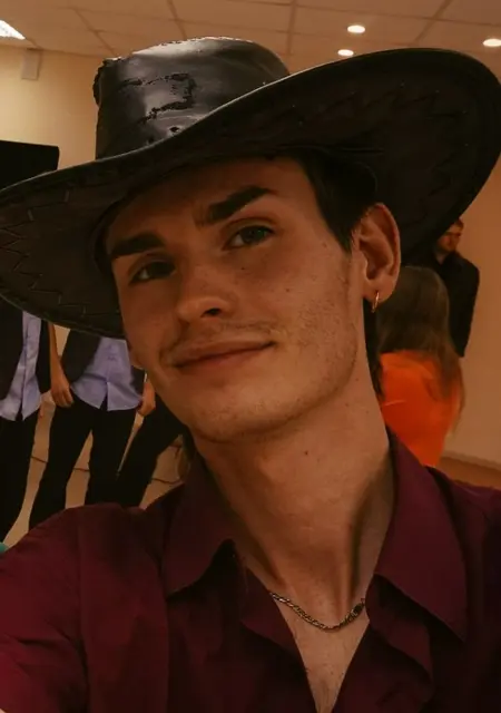 Антон из Омска, ищу на сайте дружбу