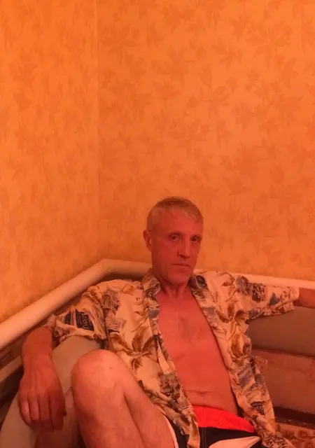 Я Олег, 52, знакомлюсь без обязательств в Кропоткине