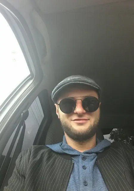 Андрей из Абакана, ищу на сайте знакомства на одну ночь