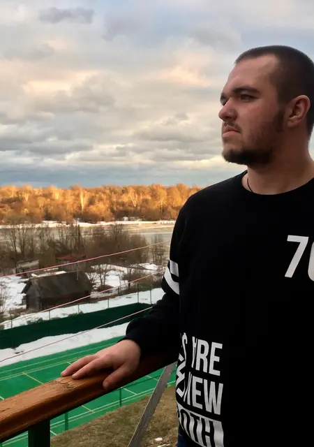 Я Роман, 27, из Владимира, ищу знакомство для постоянных отношений