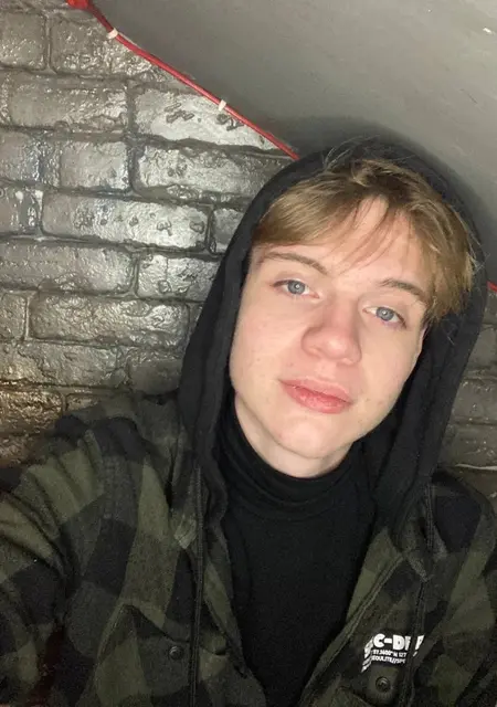 Я Stefan, 20, знакомлюсь для приятного времяпровождения в Армавире