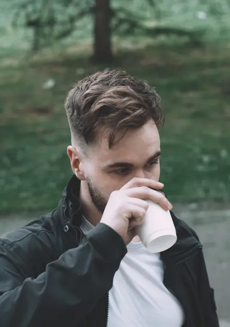 Я Денис, 31, из Архангельска, ищу знакомства без обязательств