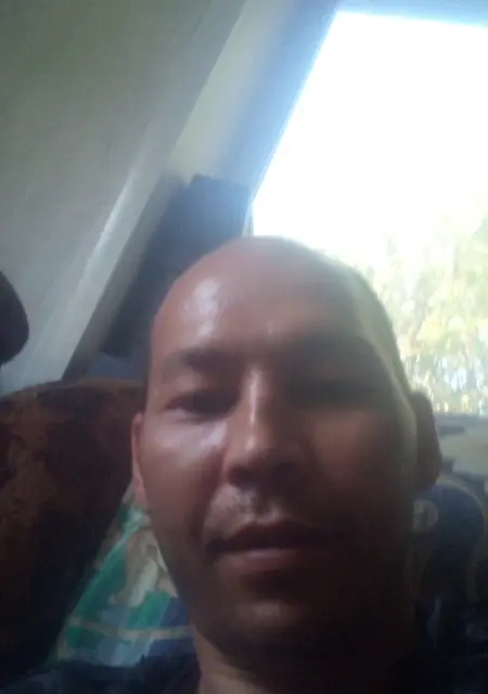 Максим из Новокузнецка, мне 41, познакомлюсь для постоянных отношений