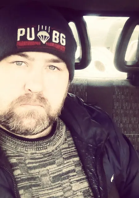 Станислав из Бая-Хака, мне 41, познакомлюсь для дружбы