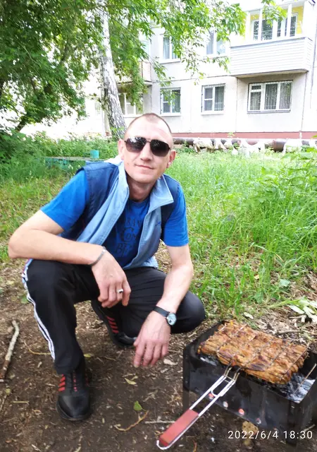 Я Anbrej, 39, из Новосибирска, ищу знакомства без обязательств