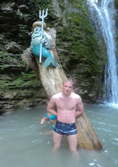 Илюшка из Сергиева Посада, мне 37, познакомлюсь на одну ночь