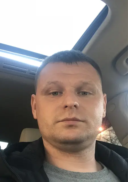 Андрей из Симферополя, ищу на сайте открытые отношения