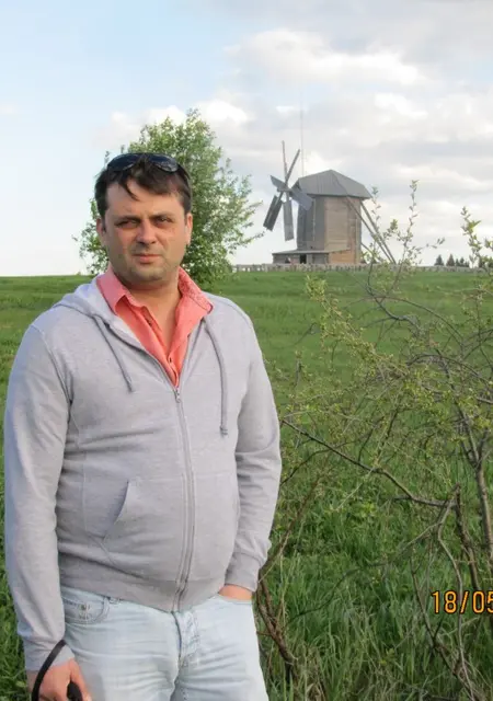 Михаил из Ижевска, ищу на сайте знакомства на одну ночь