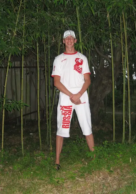 Я Алексей, 43, знакомлюсь без обязательств в Новом Уренгое