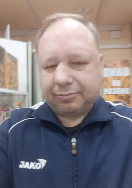 Андрей Котов из Омска, мне 46, познакомлюсь на одну ночь