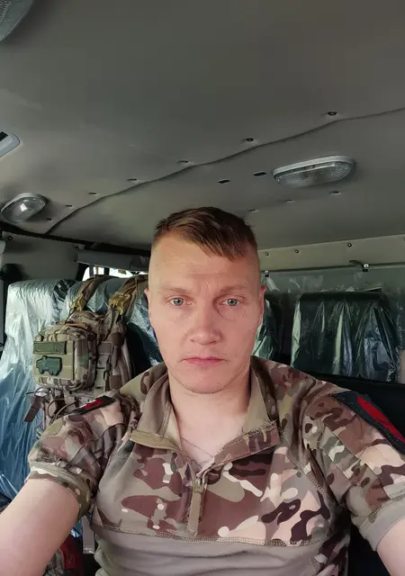 Руслан из Балакова, ищу на сайте знакомства на одну ночь